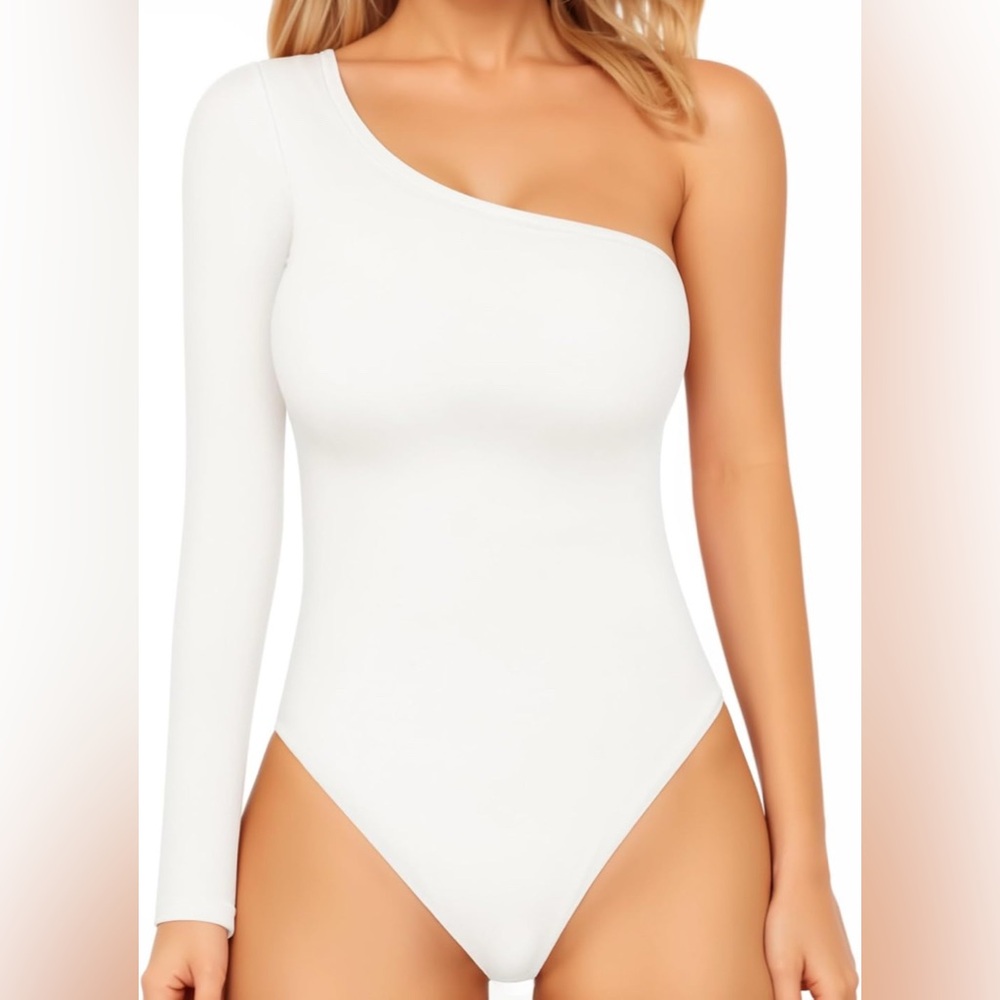 Better Be White One sleeve One shoulder Bodysuit NWOT Size Medium 
Never worn